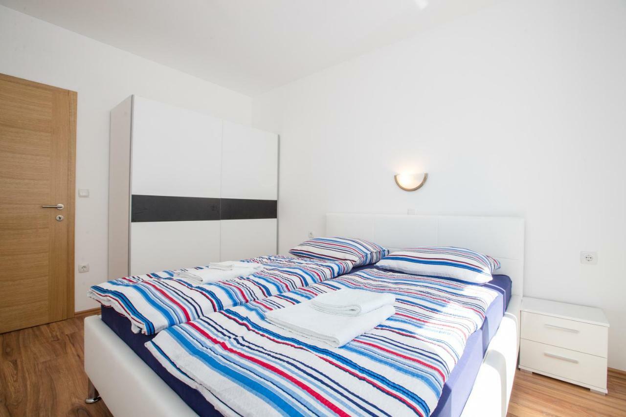 Apartments Petrusic 苏佩塔斯卡德拉加 客房 照片